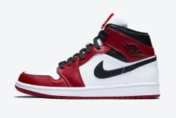 Air Jordan 1 Mid Chicago SKU-554724-173