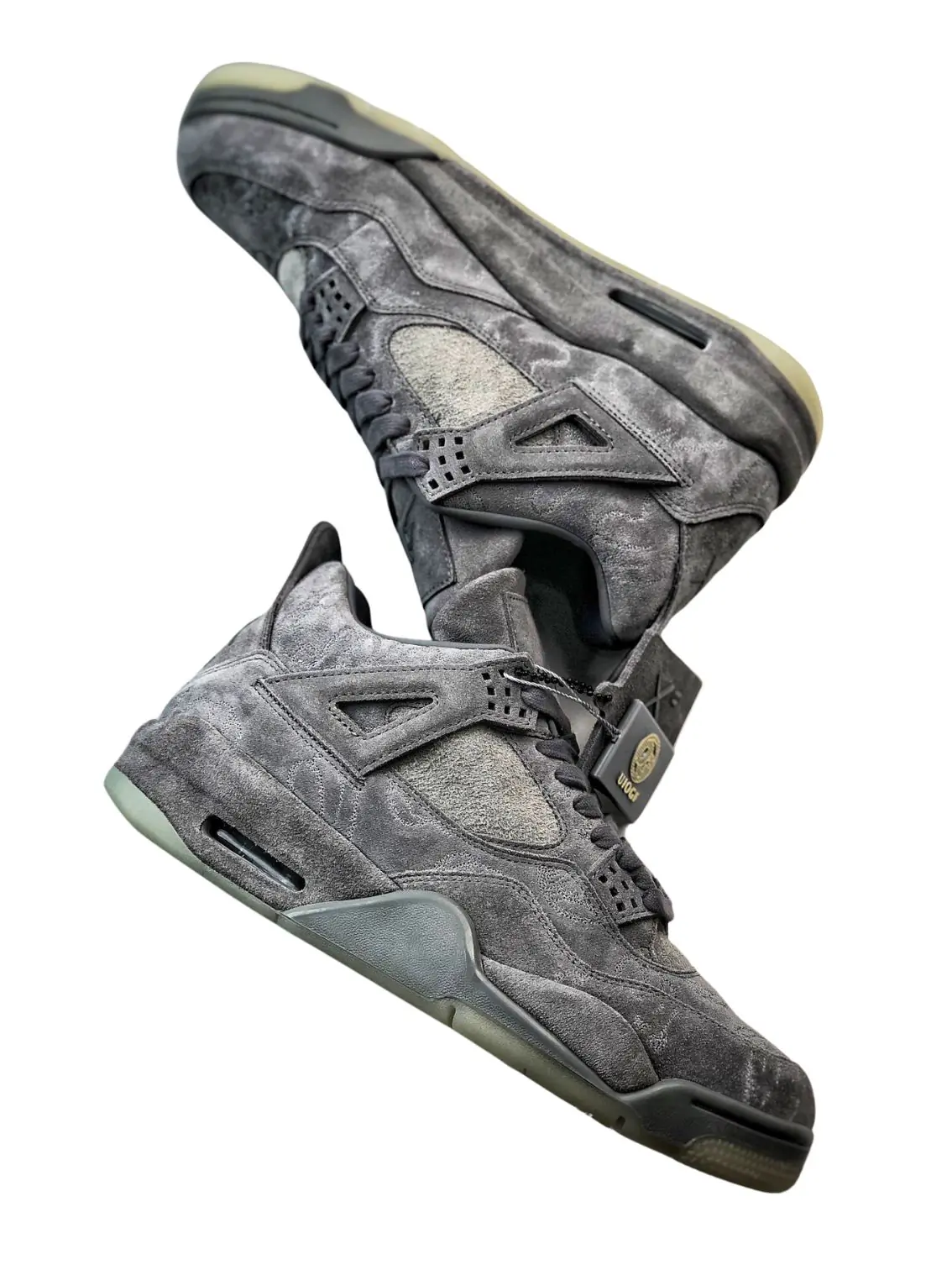 AIR JORDAN 4 x KAWS CINZA(5)