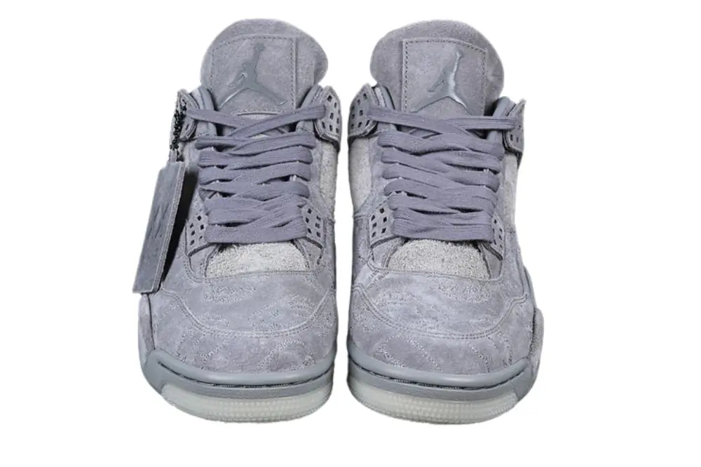 AIR JORDAN 4 x KAWS CINZA(7)