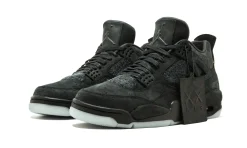 KAWS x Air Jordan 4 Noir SKU-930155-001(3)