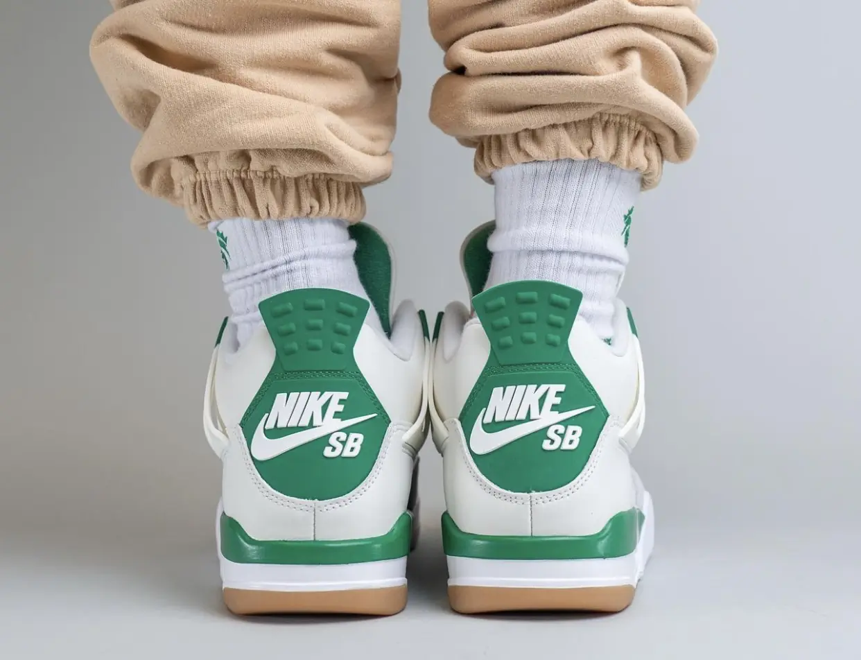 Nike SB x Air Jordan 4 Pine Green SKU-DR5415-103(3)