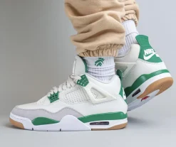 Nike SB x Air Jordan 4 Pine Green SKU-DR5415-103(7)