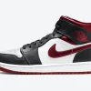 Air Jordan 1 Mid Vermelho Metálico SKU-554724-122