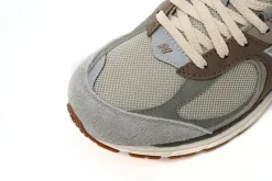 New Balance 2002R Marrom Verde Esmeralda SKU-M2002RAM(10)