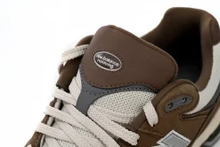 New Balance 2002R Marrom Cinza SKU-M2002RHS(6)