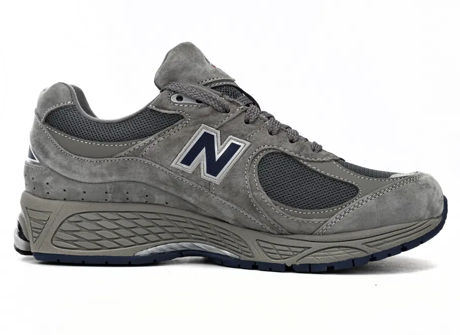 New Balance 2002R Cinza Acastanhado SKU-M2002RXC