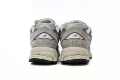 New Balance 2002R Gris claro SKU-M2002RC(11)