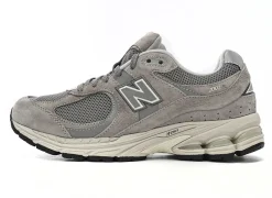 New Balance 2002R Gris claro SKU-M2002RC(3)