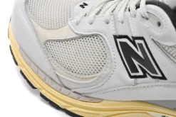 Thisisneverthat x New Balance 2002R Branco SKU-ML2002RT(13)