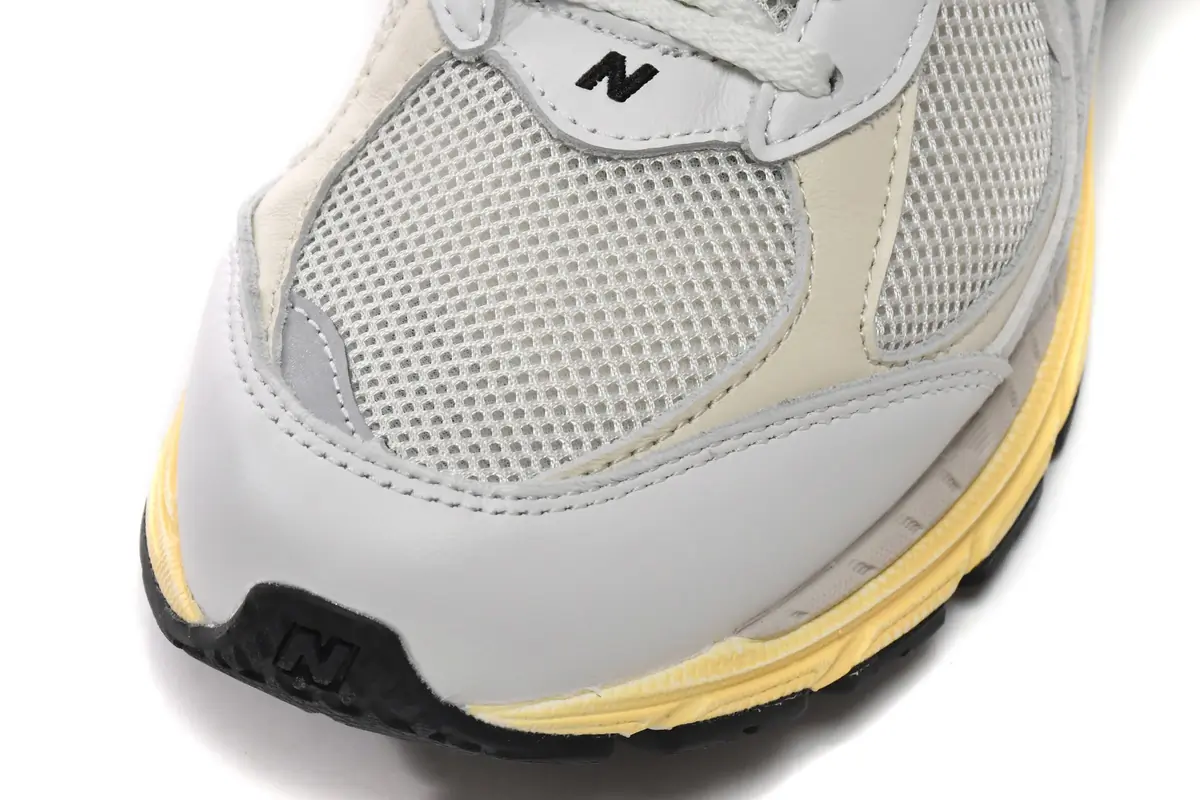 Thisisneverthat x New Balance 2002R Branco SKU-ML2002RT(17)