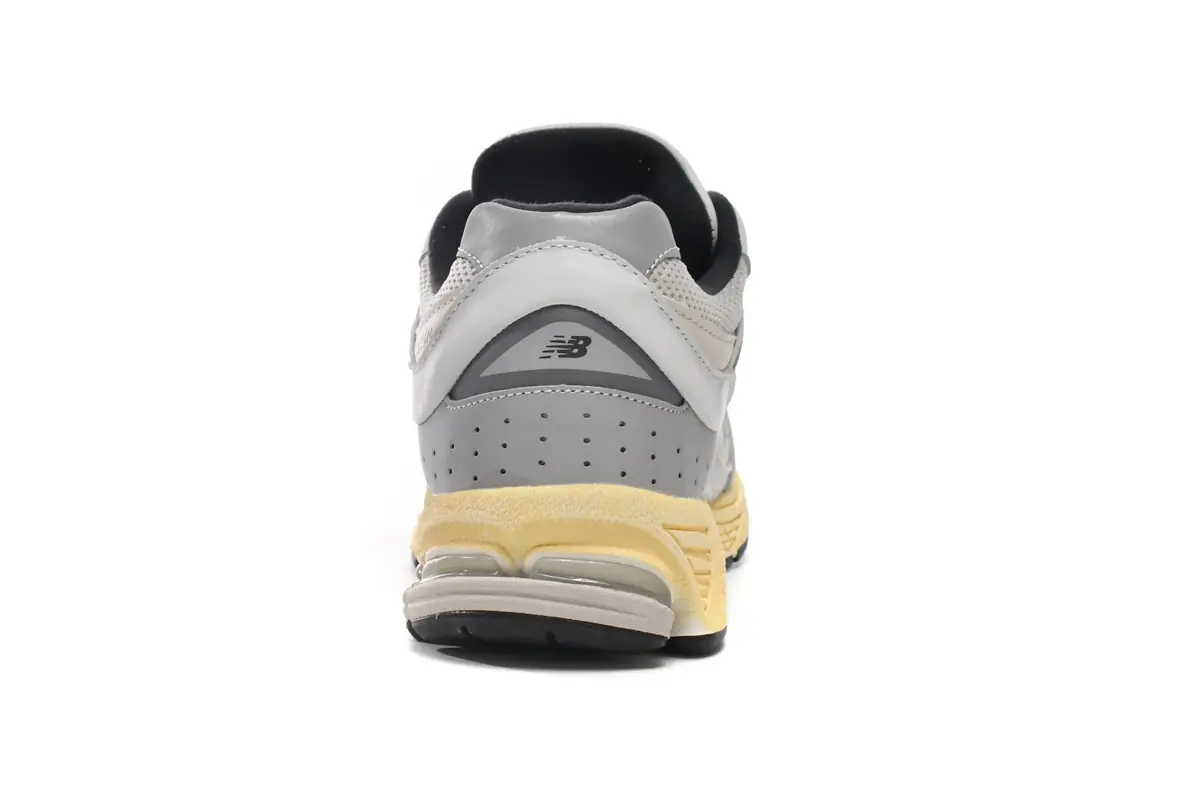 Thisisneverthat x New Balance 2002R Branco SKU-ML2002RT(18)