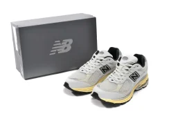 Thisisneverthat x New Balance 2002R Branco SKU-ML2002RT(2)
