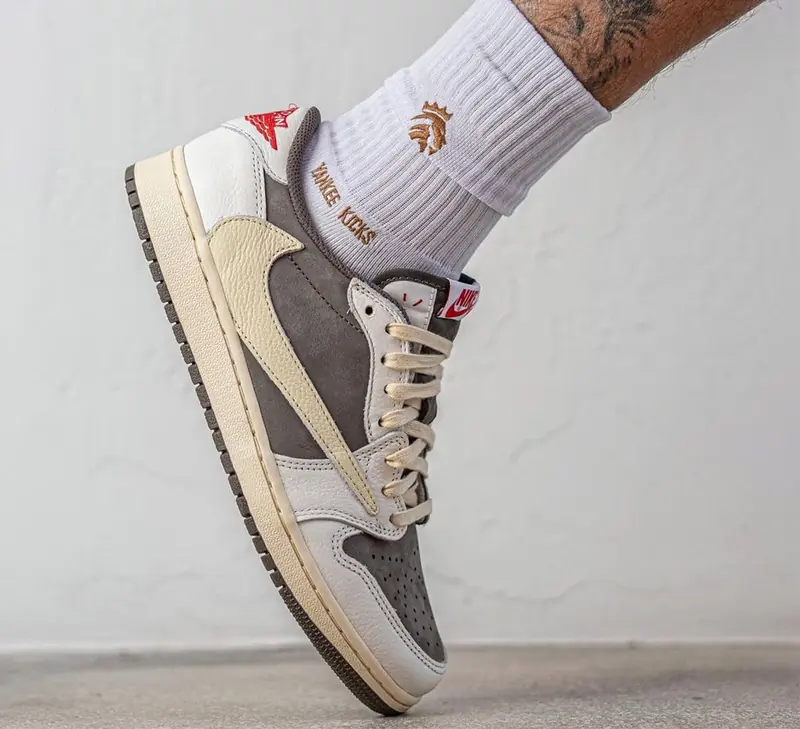 Travis Scott x Air Jordan 1 Low OG Reverse Mokka SKU-DM7866-162(10)
