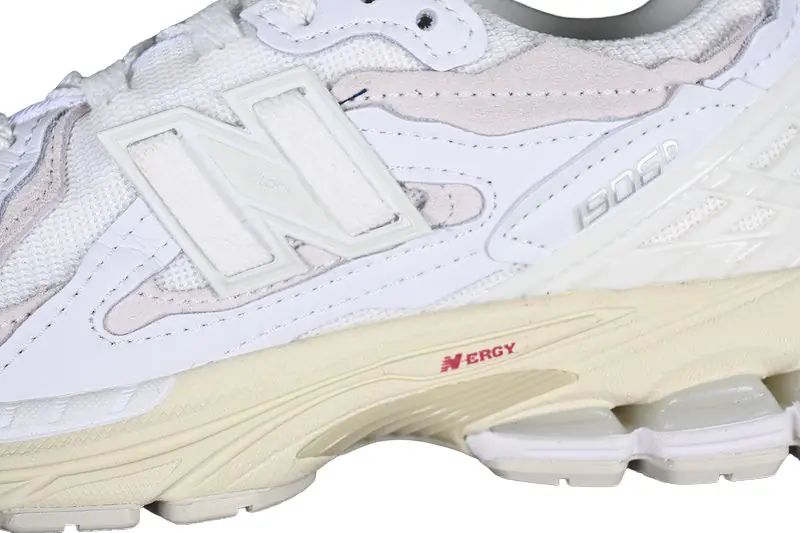 New Balance 1906d Protection Pack White Leather New Balance 1906D Protection Pack WHITE - Sneakereu