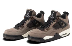 Nike Travis Scott Nike Air Jordan 4 Retro Moc(4)