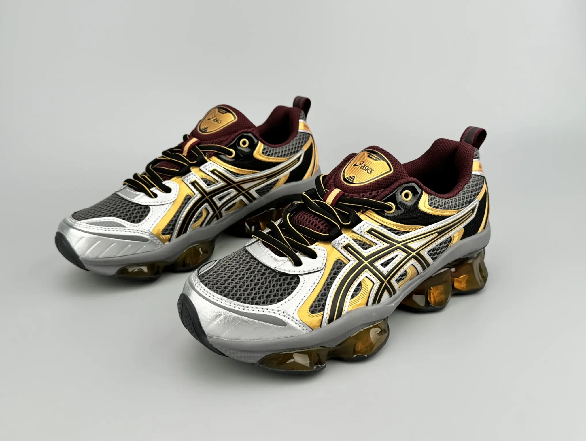 Sneaker Asics Gel-Quantum SCTD Carbon Gold SKU-1203A270-021(5)