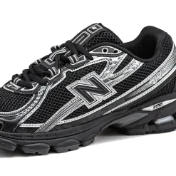New Balance 740 Nero(7)