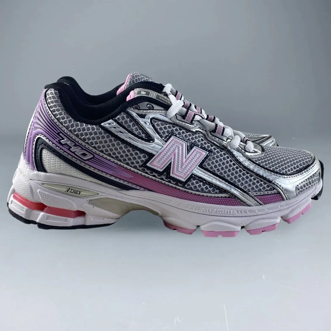 New Balance 740 Rosa