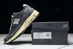 New Balance 2002R Black Dark Grey SKU-M2002RHO(4).webp