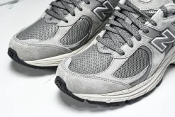New Balance 2002R Marblehead Light Aluminio SKU-ML2002RC(11).webp