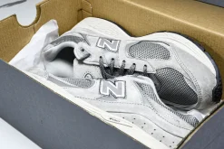 New Balance 2002R Marblehead Light Aluminio SKU-ML2002RC(8).webp