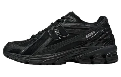 New Balance 1906R Black SKU-M1906RBB.webp