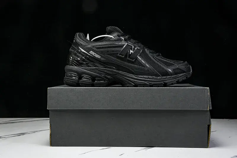 New Balance 1906R Nero SKU-M1906RBB(5).webp