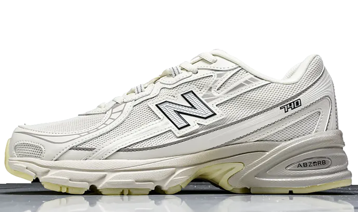 New Balance 740 Capodanno Lunare 2025 MOONBEAM SKU-U740LN1.webp