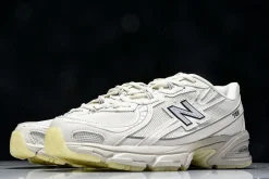 New Balance 740 Lunar New Year 2025 MOONBEAM SKU-U740LN1(1).webp