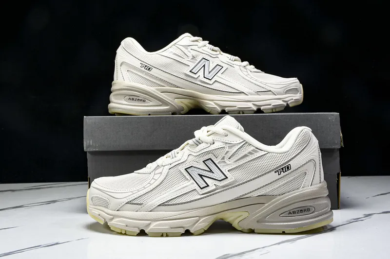 New Balance 740 Capodanno Lunare 2025 MOONBEAM SKU-U740LN1(6).webp