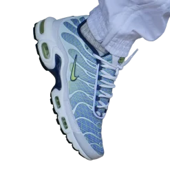 Nike Air Max Plus Wave Grid SKU-HV6227-001(1).webp