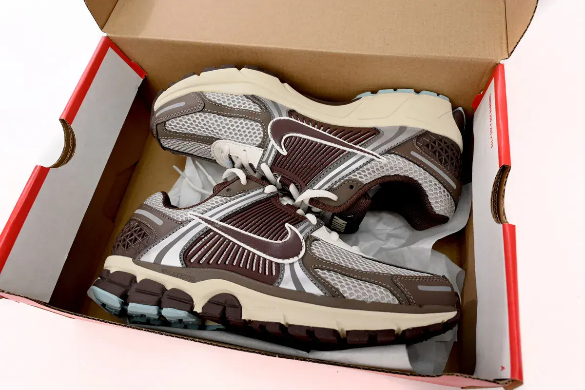 Nike Air Zoom Vomero 5 Beige Brown SKU-FD9919-001(1).webp