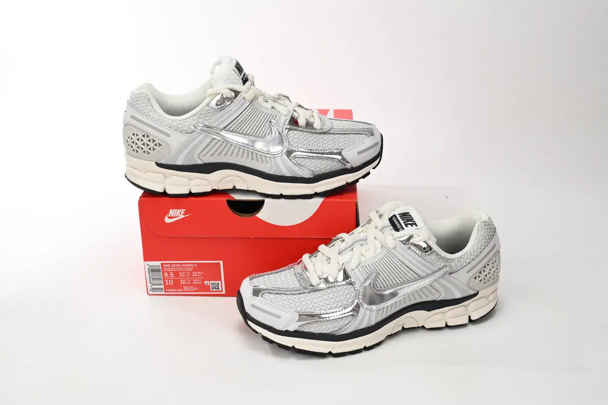 Nike Air Zoom Vomero 5 Metallic Zilver SKU-FD0884-025(12).webp