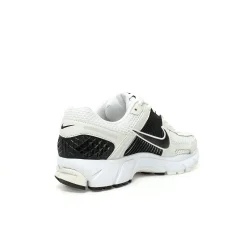 Nike Zoom Vomero 5 Blanche Noir SKU- FB9149-101(7).webp