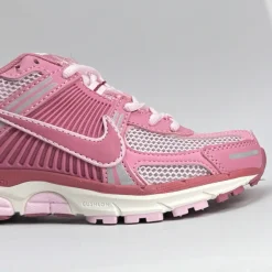 Nike Zoom Vomero 5 Elementair Roze SKU-FJ2028-600(5).webp