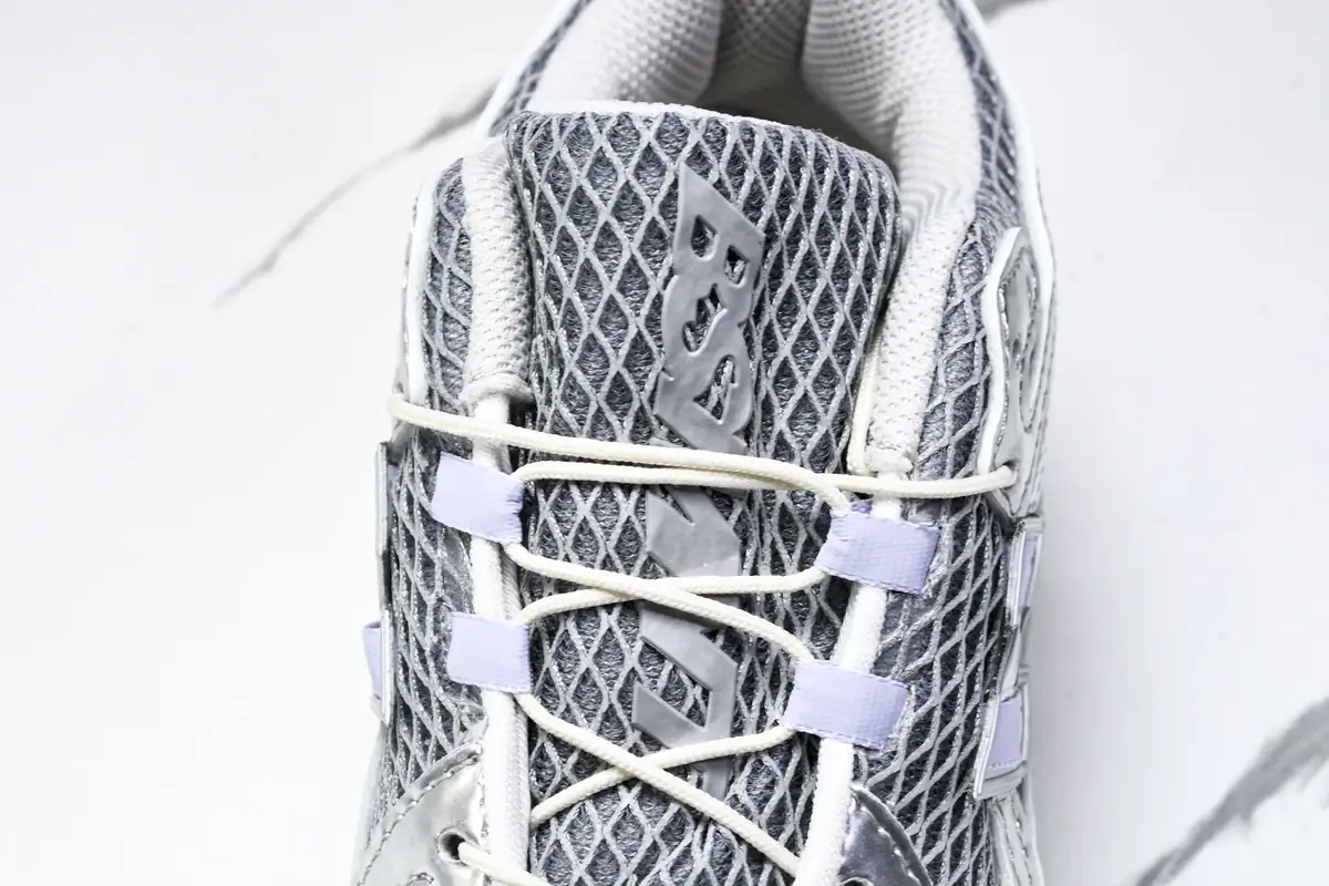 New Balance 1906 Grey Metallic Sliver SKU-M1906RBT(18).webp
