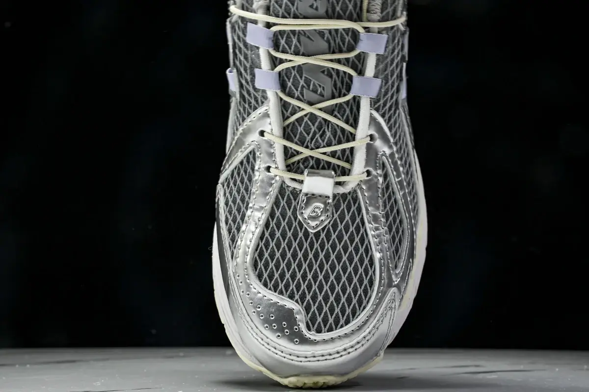 New Balance 1906 Grey Metallic Sliver SKU-M1906RBT(23).webp