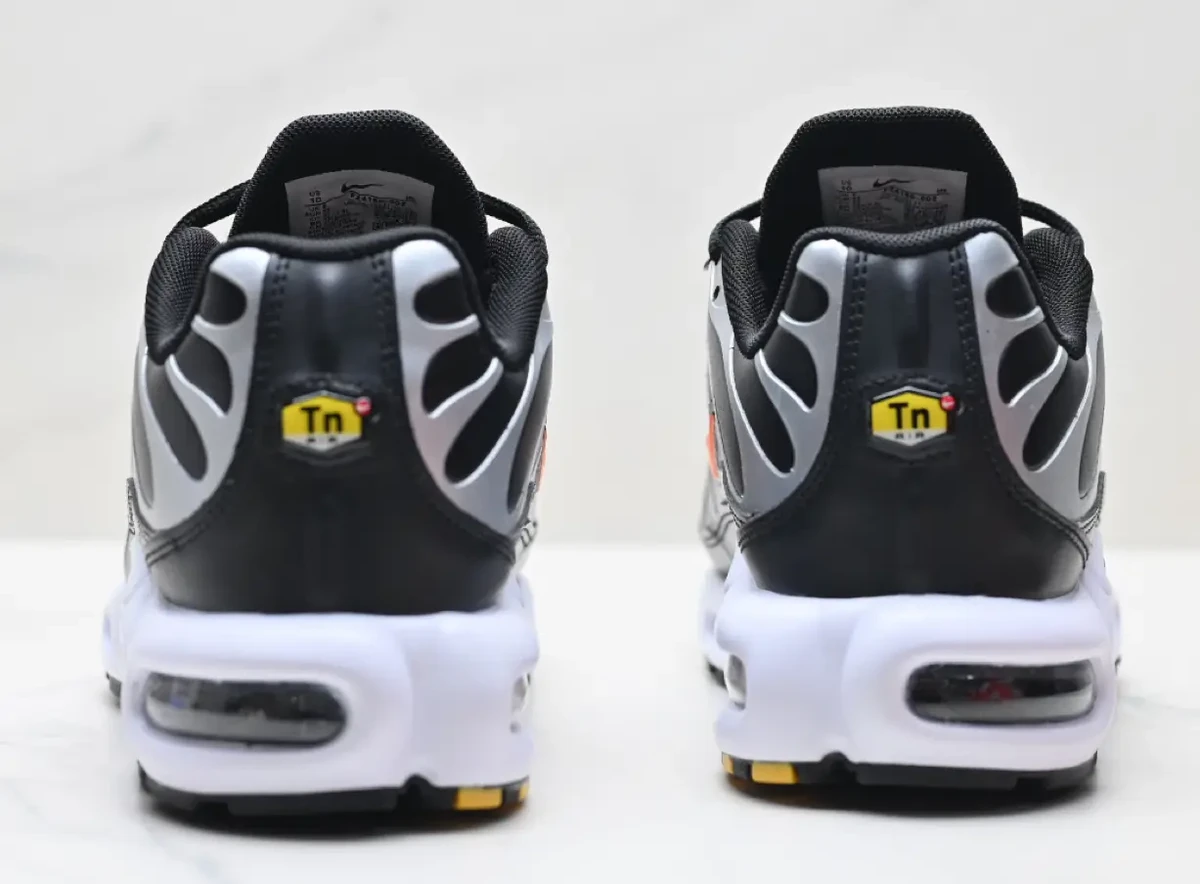 Nike Air Max Plus Golf Black Metallic Silver Total Orange SKU-FZ4150-002(5).webp
