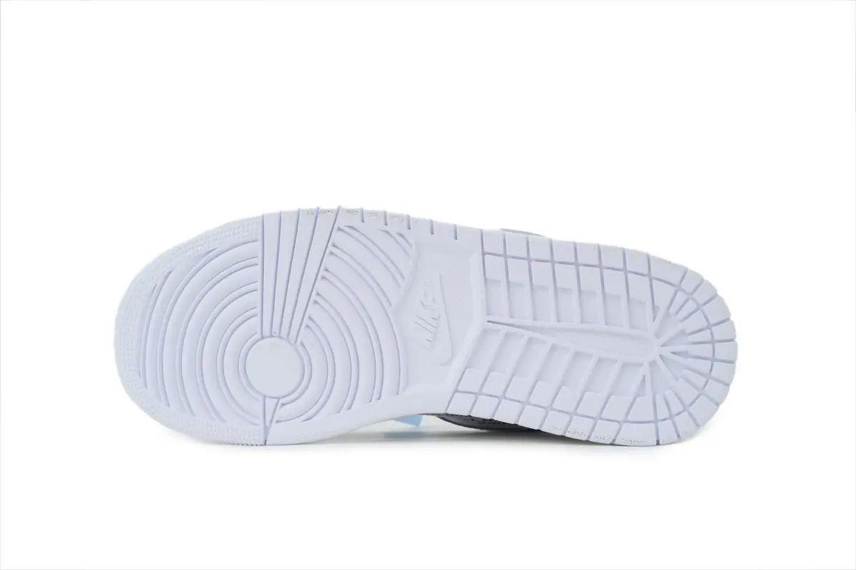 V.A.A x Air Jordan 1 High OG Alaska SKU-AA3834-100(3).webp