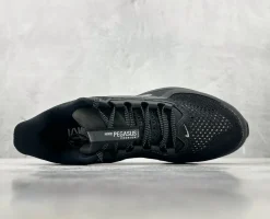Nike Air Zoom Pegasus Premium Black Metallic Silver STIJL-HQ2592-005(2)